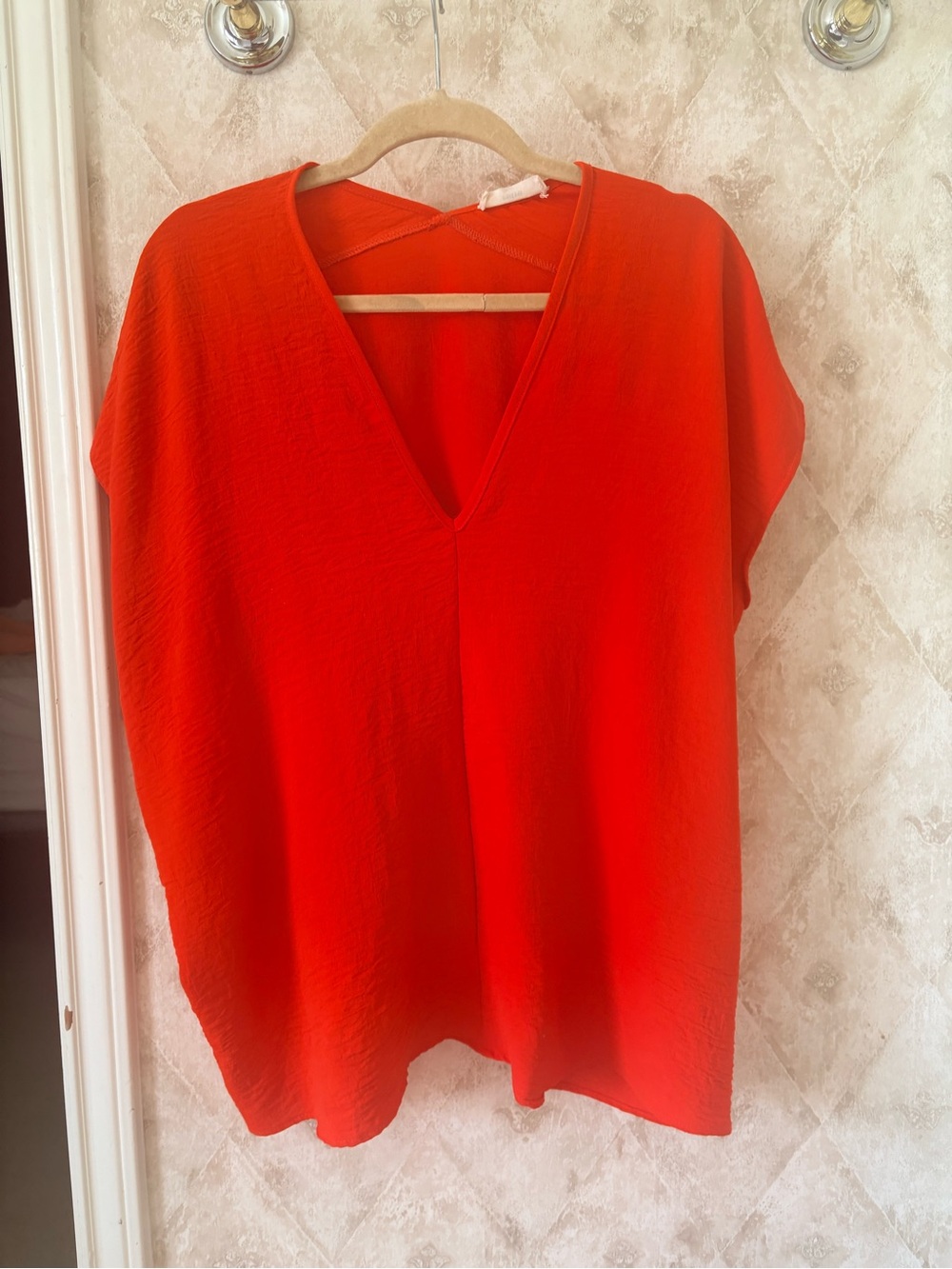 entro Bright Red V-Neck Tunic Top